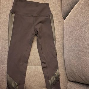 Alo Yoga Black Leggings Size Small
